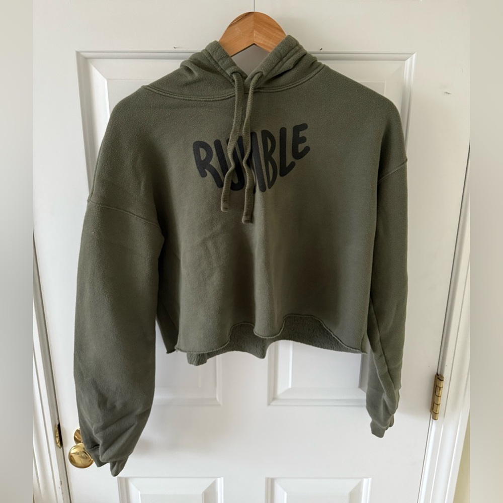 Rumble Cropped Hoodie
Size:M